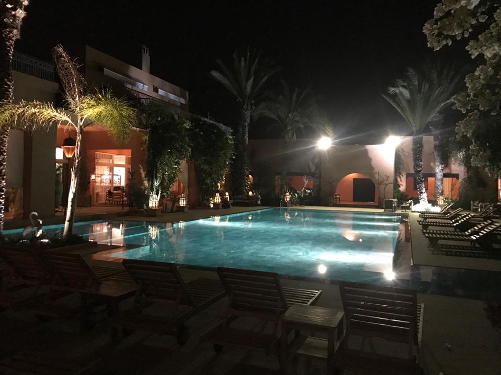 Piscine et hôtel d'Agadir
